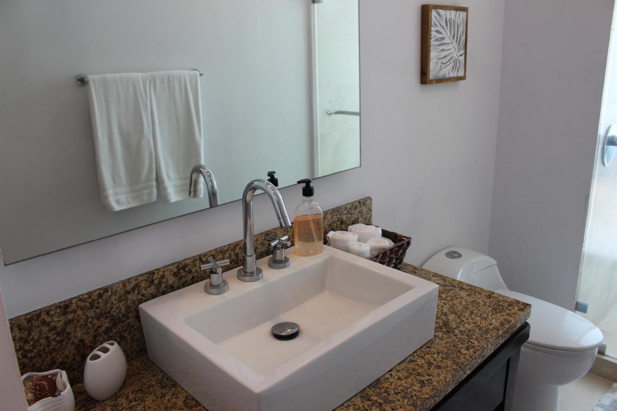 Peninsula Vallarta , Departamentos Piso 8 Y 10 Hacia El Mar 巴亞爾塔港 外观 照片